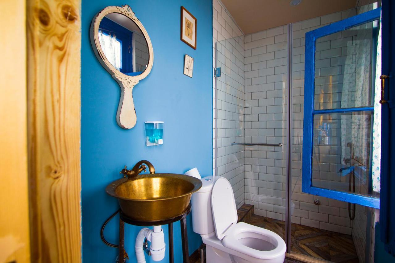 Royz Hostel Тбилиси Экстерьер фото